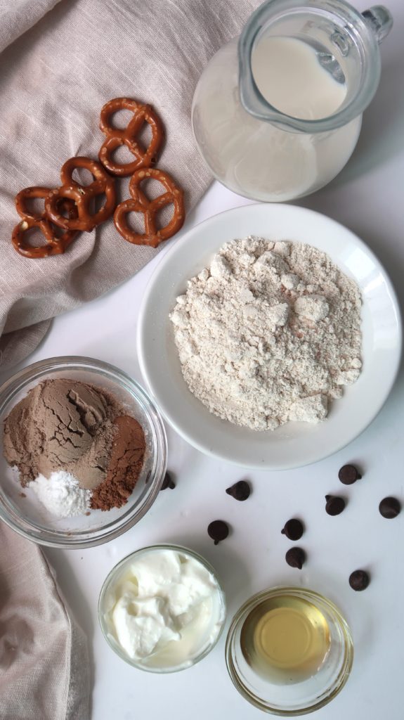 chocolate pretzel baked oats ingredients