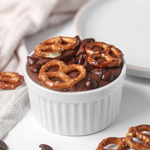 chocolate pretzel baked oats recipe