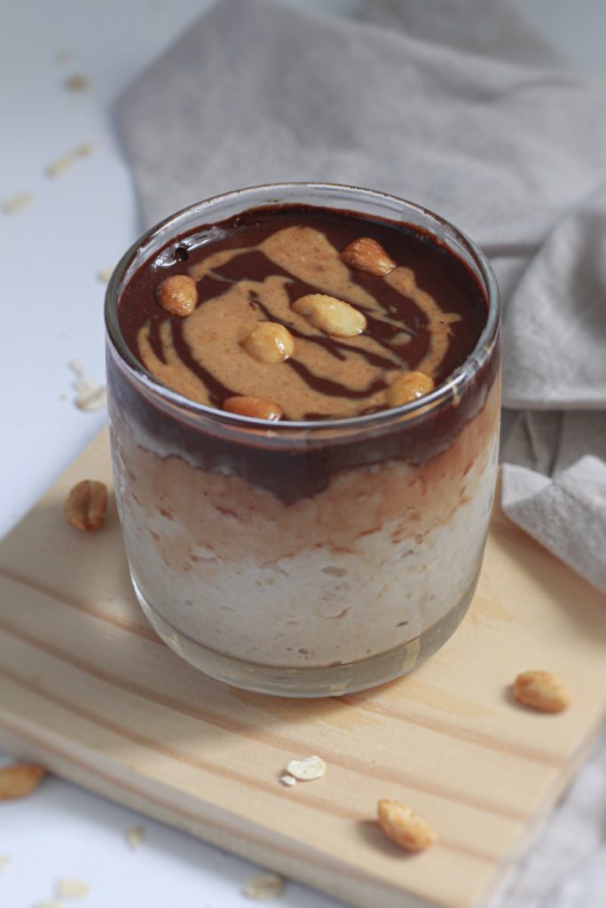 showing a close up of the chocolate peanut butter overnight oats