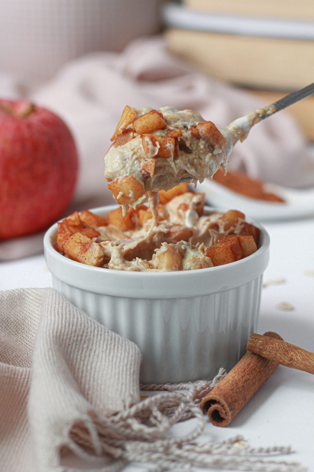 cream cheese apple baked oatmeal recipe idea for breakfast healthy vegan gluten free