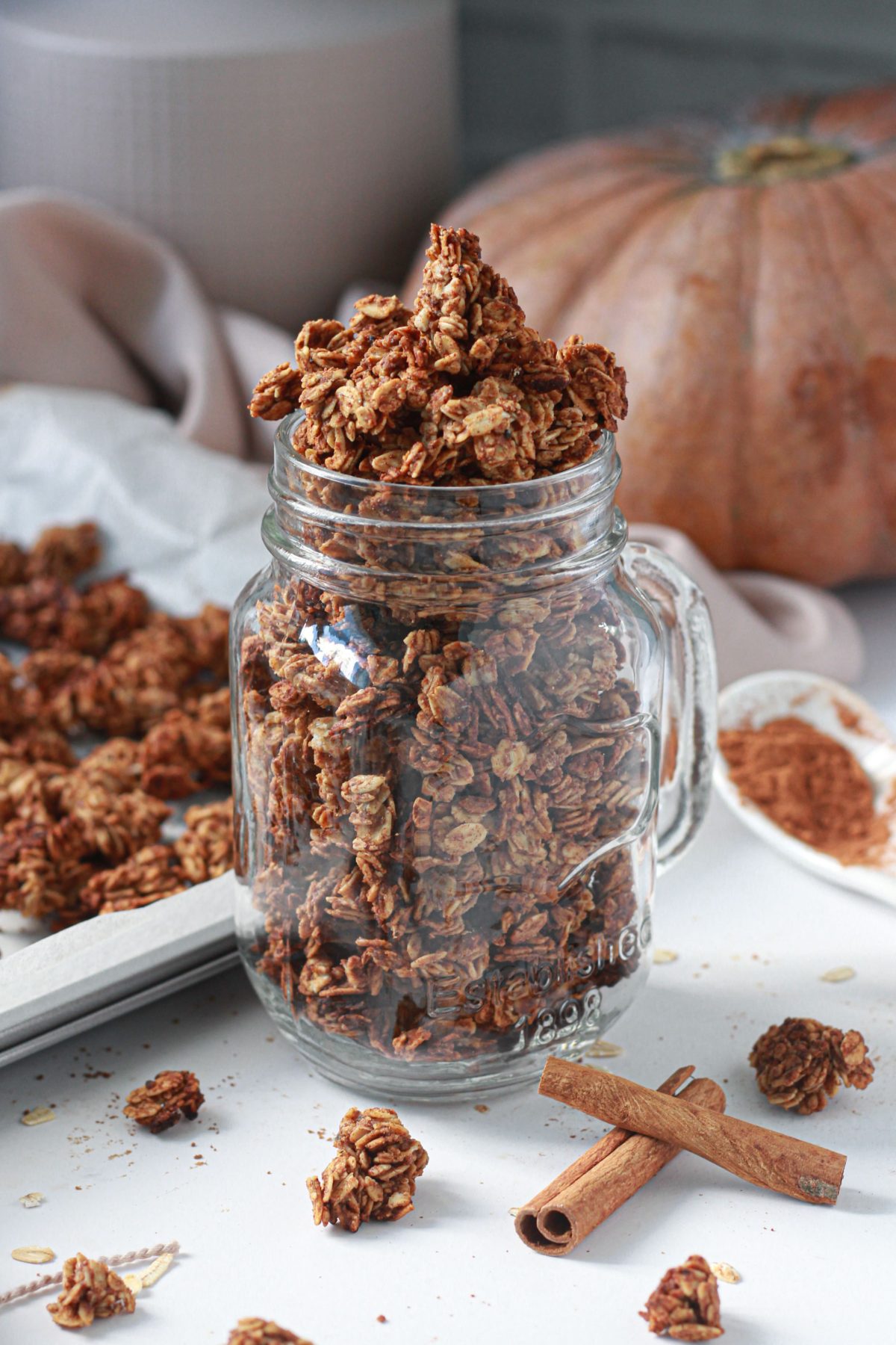 pumpkin spice granola healthy recipe idea