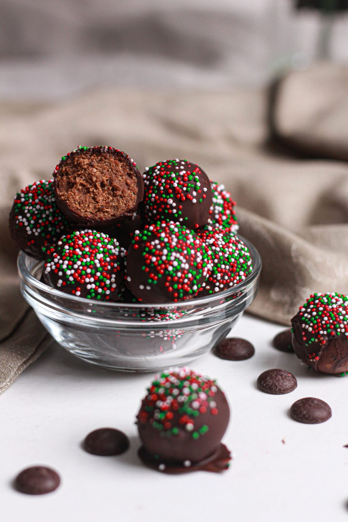 5-Ingredient Holiday Chocolate Bites healthy