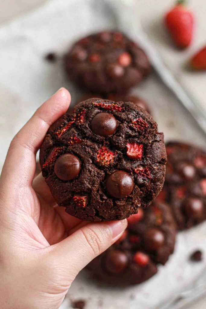 showing strawberry brownie oat cookies close up