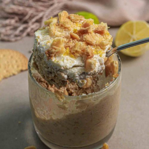 easy key lime pie overnight oats close up