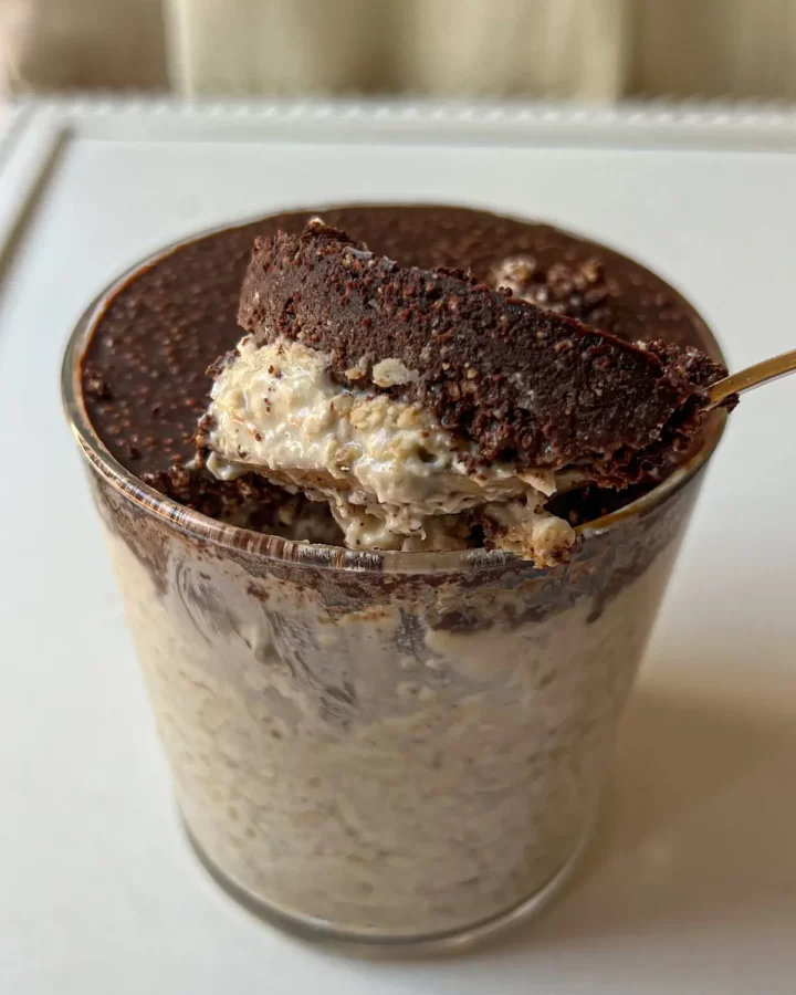 vanilla chocolate crunch overnight oats