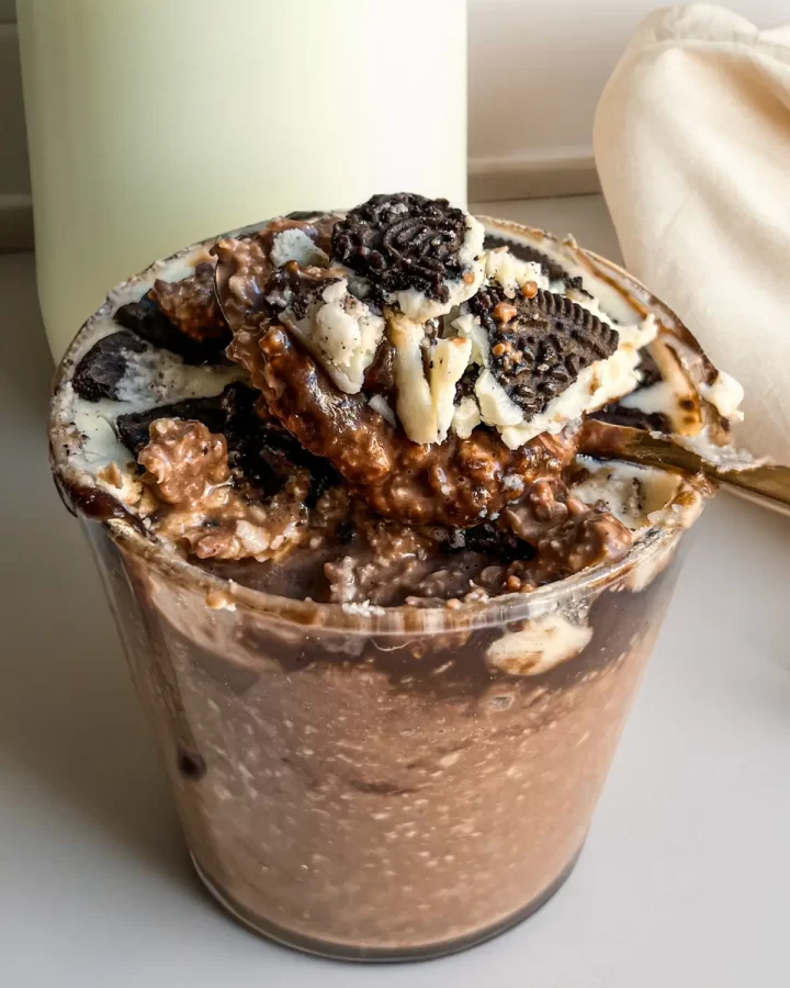 white chocolate oreo overnight oats