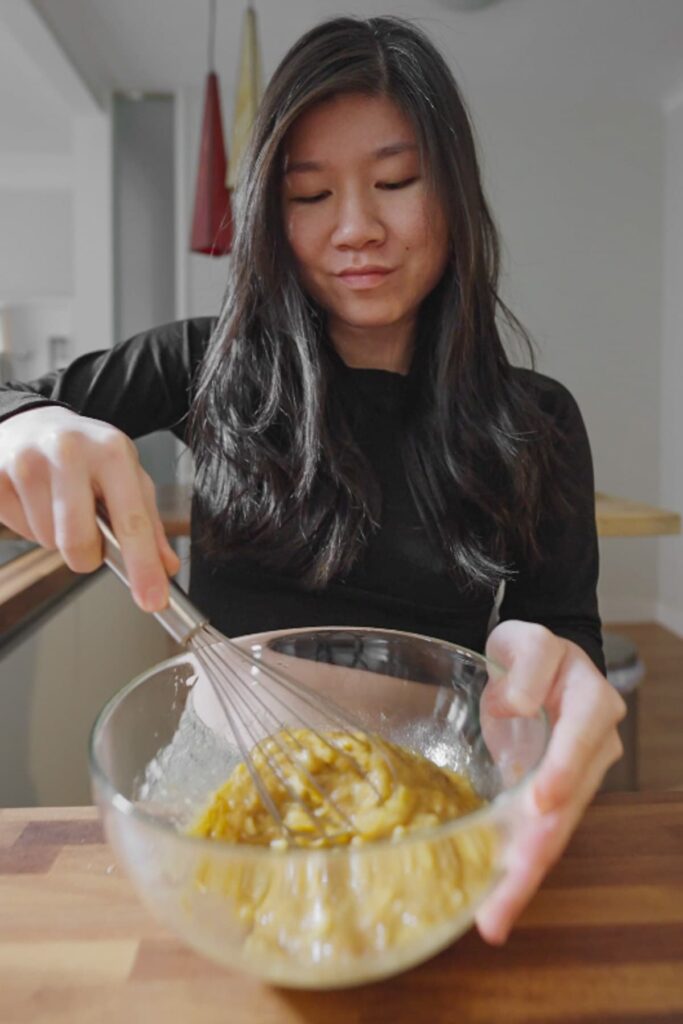 almond flour banana bread batter